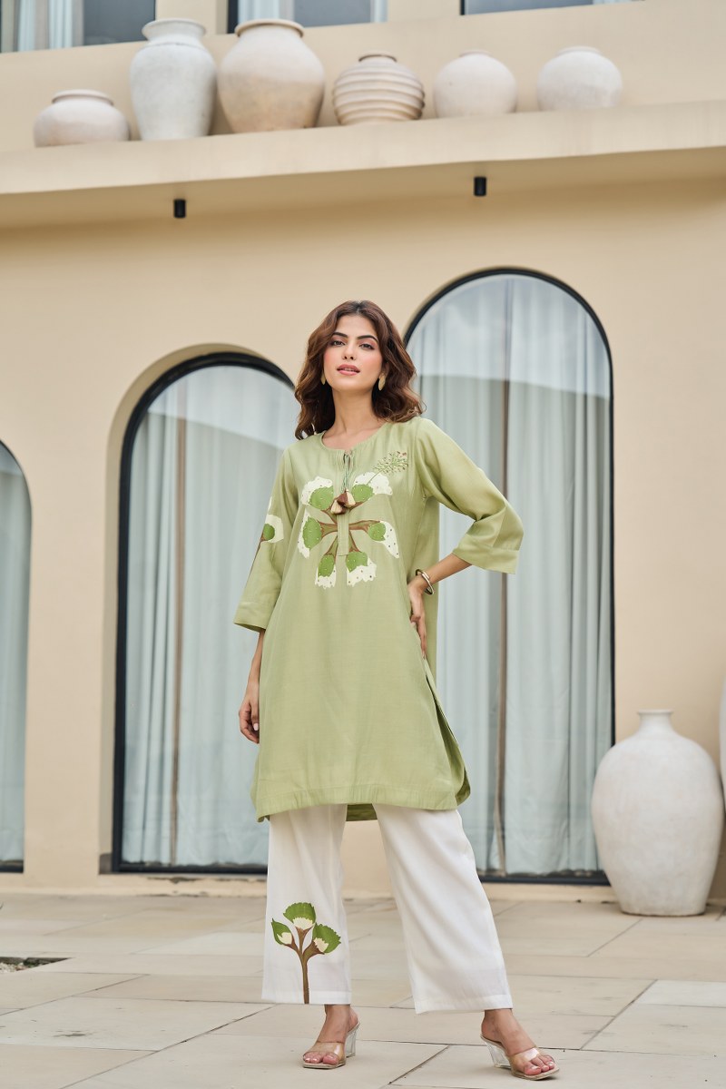 WhatsApp Image 2025-10-18 at 1.00.49 PM